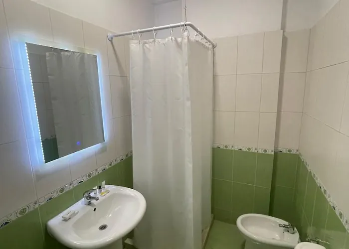 Arc Tirana 3*
