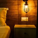 Arc Tirana Otel 3*