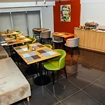 Arc Tirana 3*