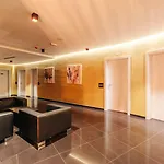 Arc Tirana Hotel 3*