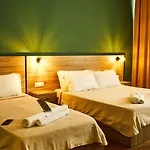 Arc Tirana Hotel 3*