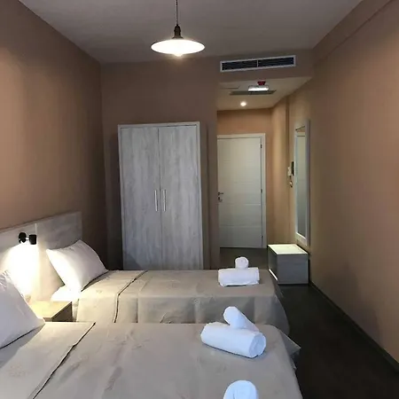 Arc Hotel