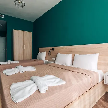 Arc Hotel