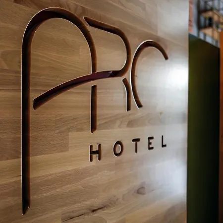 Hotel Arc 3*