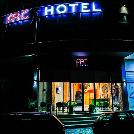 Arc Hotel 3*