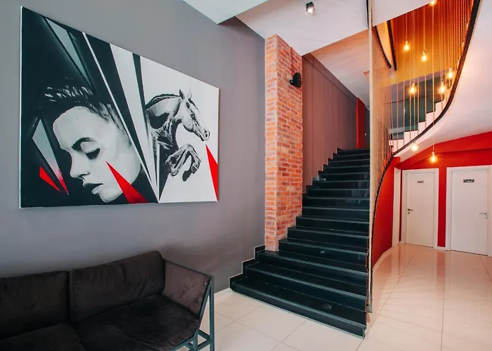 Arc Tirana Hotel Yzberish