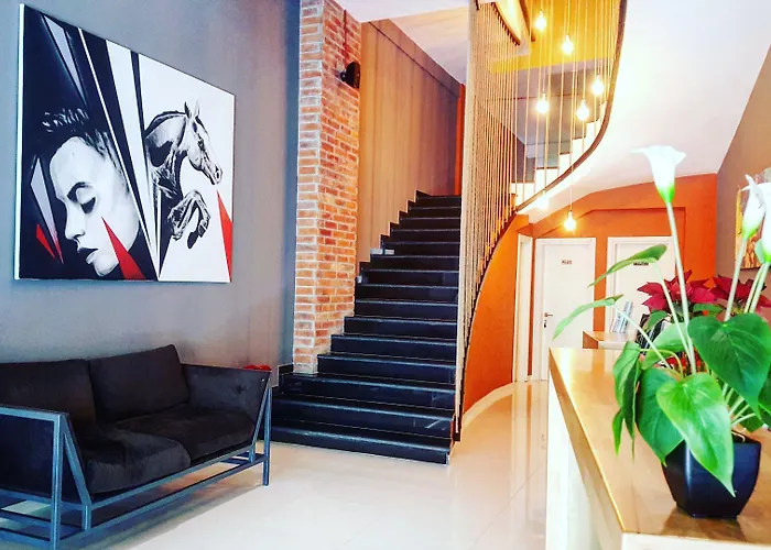 Arc Tirana Hotel 3*